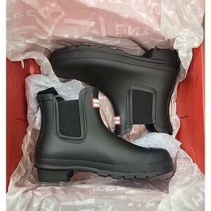 Hunter Original Chelsea Womens Shoes Size 8, Color: Black